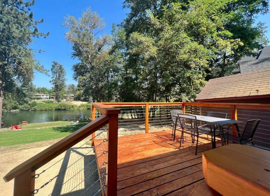 Deluxe Cabin 1 - Rogue River Resort Ґрантс-Пасс Екстер'єр фото